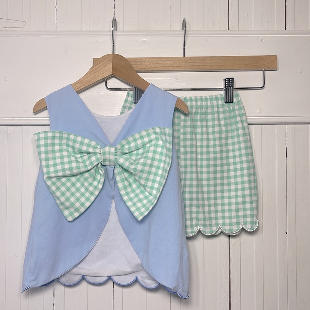 SWEET PEACH EUC Scalloped Swing Top w/ Gingham Bow & Shorts Matching Set